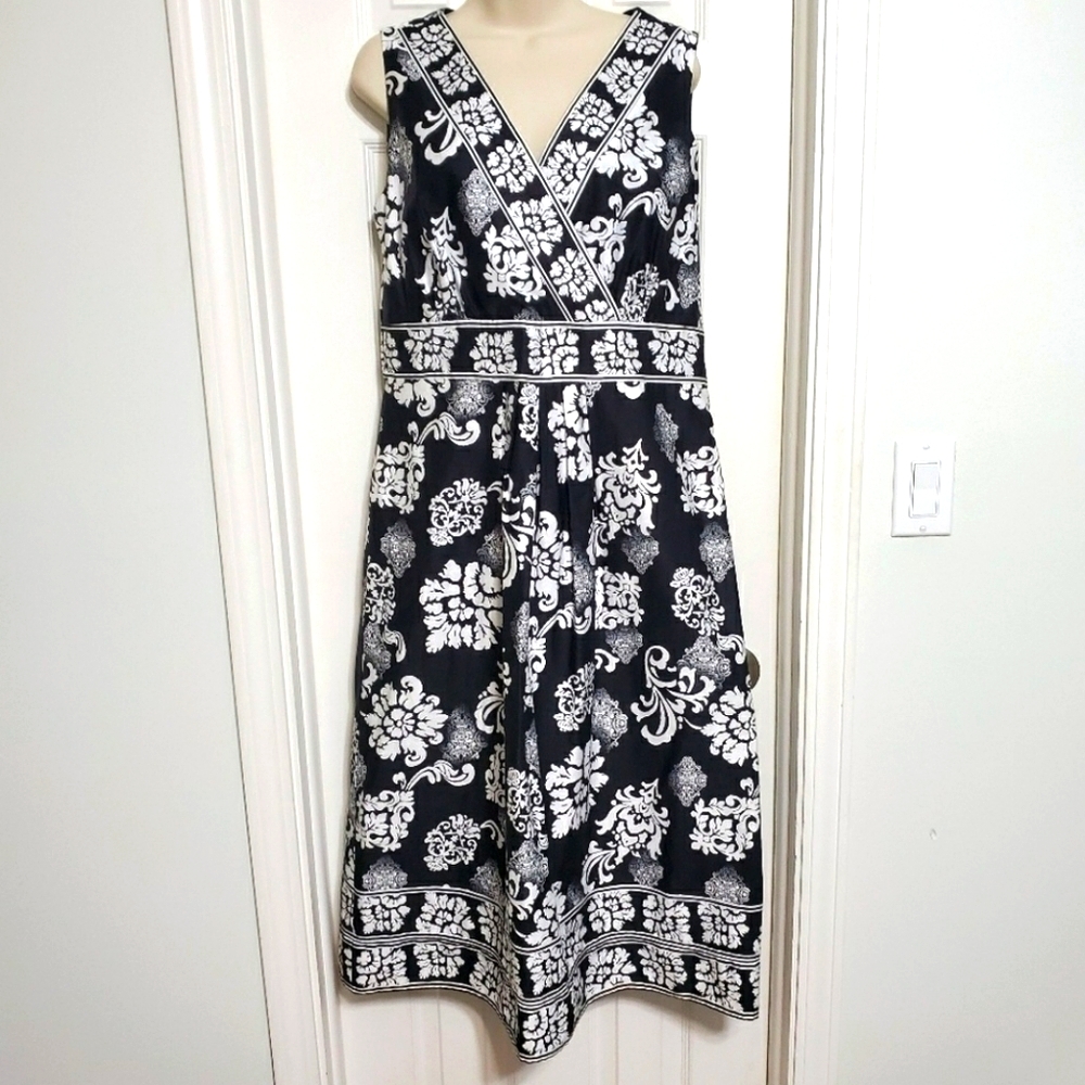 Black and White Charter Club Sleeveless Dress